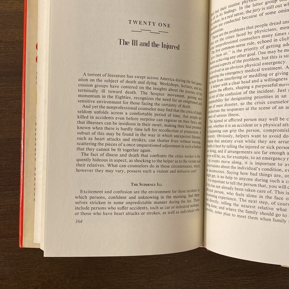 Crisis Counseling The Essential Guide for Nonprofessional Counselors, 1981 - Picture 8 of 13